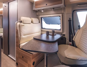 Interior Bürstner B66 640 C '2026