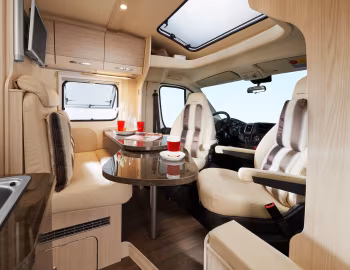 Intérieur 2016–17 Bürstner Brevio t 641 '2015–17