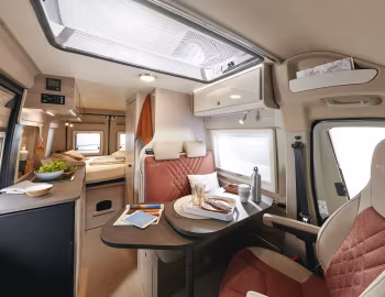 Interior Bürstner Campeo C 600 '01.2020–22