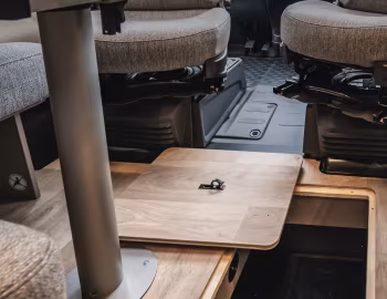 Interior 2025 Bürstner Campeo TD 660 '2024–25