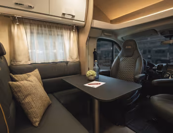 Interior Bürstner Lyseo Time "SkyLine Edition" 690 G '2025