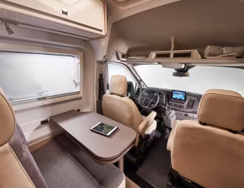 Intérieur 2023 Bürstner Lineo C 590 '11.2022–23