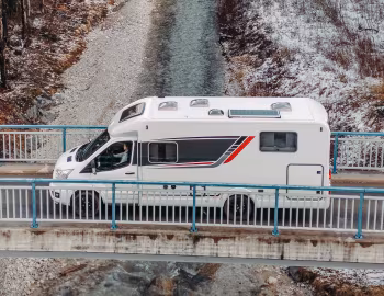 2023–25 Bürstner Lineo T 690 G '08.2022–25