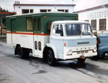 Ford D300 Custom Cab Bussbygg [LHD] '1968