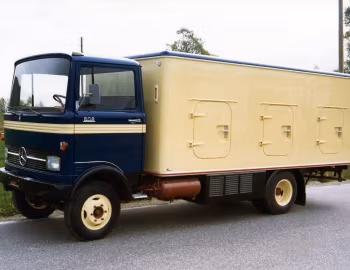 Mercedes-Benz LP 808/38 Bussbygg frysebilen [EU-spec] (Br.316) '1974