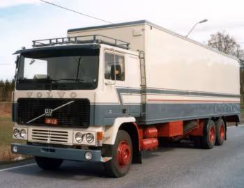 Volvo F1025-43 6×2 Bussbygg '1979