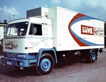 Büssing BS 16.320 Triefkühl-Kofferwagen '1971–79