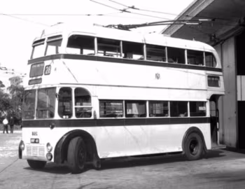 BUT 9611T Weymann [UK-spec] (H30/26R) '1948–49