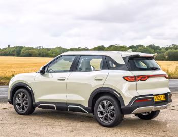 BYD Atto 2 [UK-spec] '2025–pr.