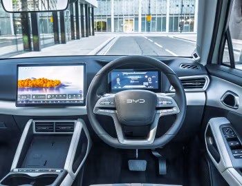 Painel frontal BYD Atto 2 [UK-spec] '2025–pr.