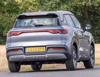 BYD Atto 2 [UK-spec] '2025–pr.