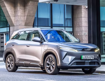 BYD Atto 2 [UK-spec] '2025–pr.