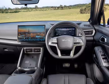 Painel frontal BYD Atto 2 DM-i [UK-spec] '2026