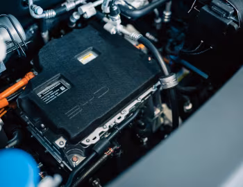 Sob o capô BYD Atto 3 [Japan] '2023–pr.