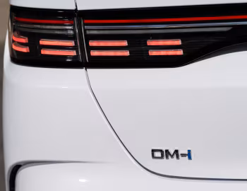 BYD King DM-i [Latam] '2024–pr.