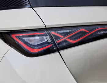 BYD Dolphin [EU-spec] '2023–pr.