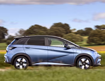 BYD Dolphin [EU-spec] '2023–pr.