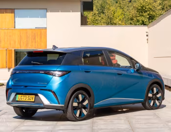 BYD Dolphin [UK-spec] '2023–pr.