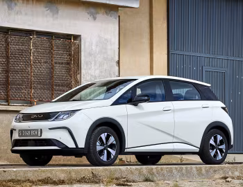BYD Dolphin [EU-spec] '2023–pr.