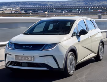 BYD Dolphin [EU-spec] '2023–pr.
