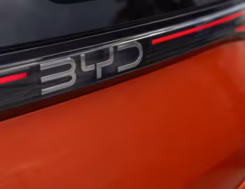 Logotipo BYD Dolphin G DM-i [EU-spec] '2026