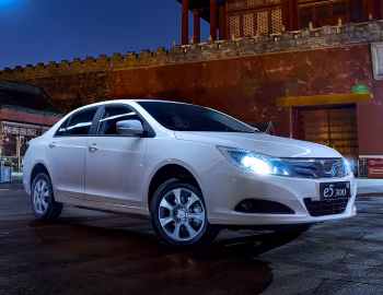 BYD e5 300 '2016–19