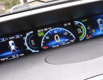 Painel BYD e6 [UK-spec] '2014