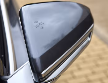 BYD Han EV [EU-spec] '2022–pr.