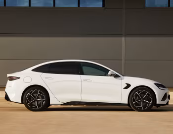 BYD Seal [UK-spec] '2023–pr.