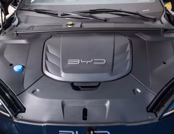 Sob o capô BYD Seal [Latam] '2023–pr.