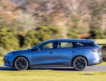 BYD Seal 6 DM-i Touring [UK-spec] '2025–pr.