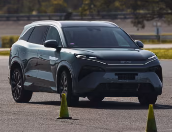 BYD Sealion 8 [Australia] '2025–pr.