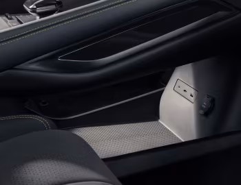 Interior BYD Song L '2023–pr.
