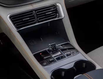 Interior BYD Song Plus DM-i Premium [Latam] '2024–pr.