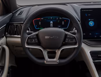 Painel frontal BYD Song Plus DM-i Premium [Latam] '2024–pr.