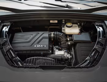 Sous la capuche BYD Song Plus DM-i [Latam] '2022–23