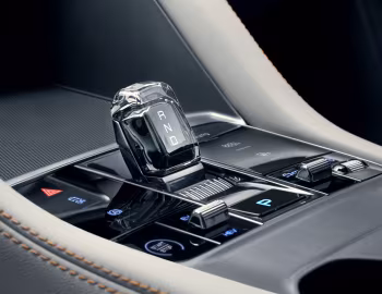Interior BYD Song Plus DM-i '2023–pr.