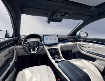 Interior BYD Song Plus DM-i '2023–pr.