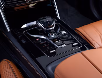 Interior BYD Tan EV [Latam] '2024–pr.