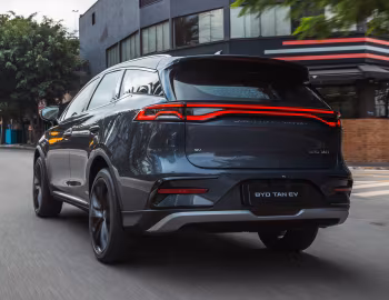 BYD Tan EV [Latam] '2024–pr.