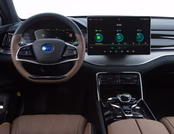 Painel frontal BYD Tan EV [Latam] '2022–pr.