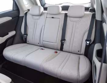 Interior BYD Yuan Pro [Latam] '2024–pr.