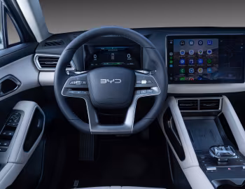 Painel frontal BYD Yuan Pro [Latam] '2024–pr.