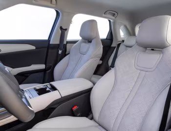 Interior BYD Yuan Pro [Latam] '2024–pr.