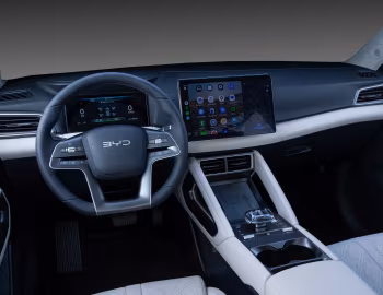 Interior BYD Yuan Pro [Latam] '2024–pr.