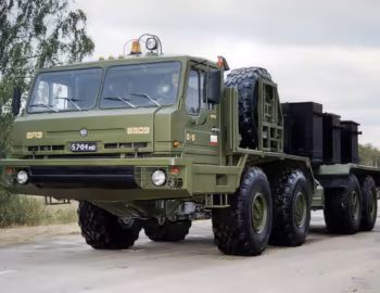 БАЗ-6909