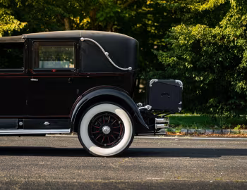 1929 Cadillac V8 341-B Transformable Town Cabriolet by Fleetwood (3512)