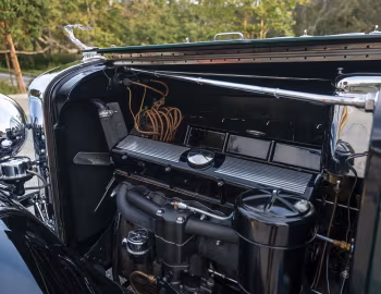 Bajo el capó 1931 Cadillac V12 370-A Victoria Coupe by Fisher (31172) '08.1930–12.1931