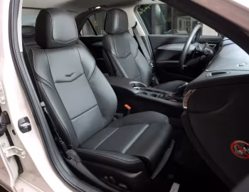 Interior Cadillac ATS [Japan] '2012–14