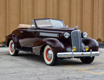 1937 Cadillac Series 60 Convertible Coupe by Fisher (37-6067)